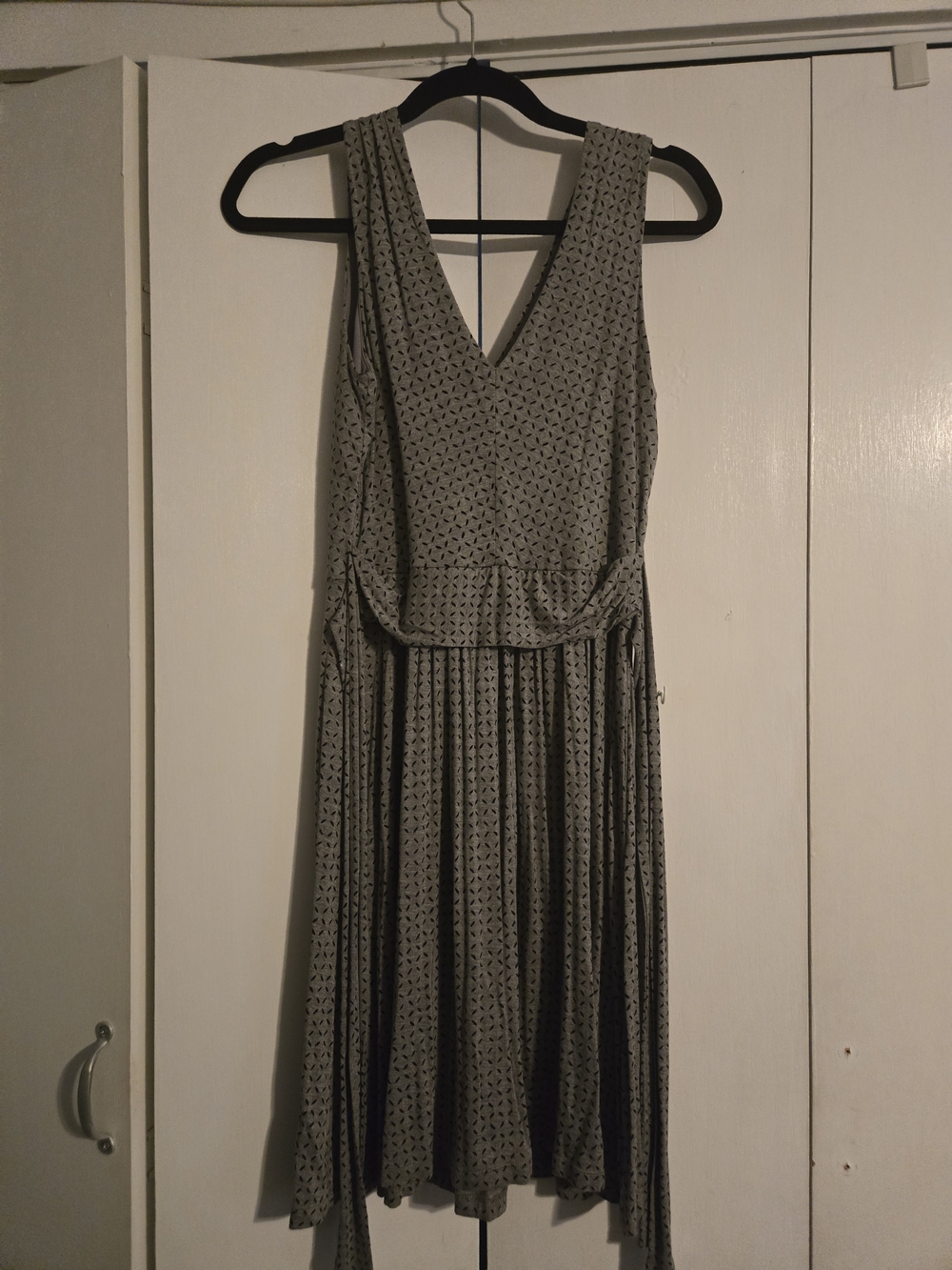 LOFT Olive Green Sleeveless V-Neck Pleated Skirt Dress